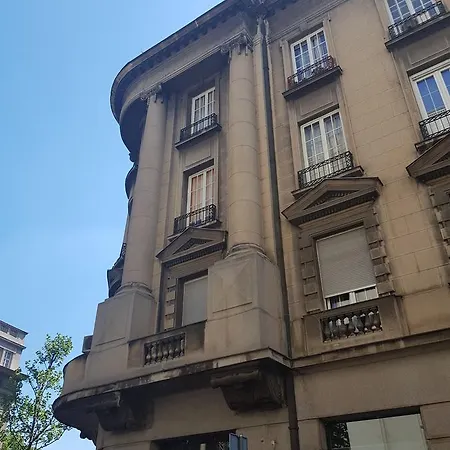 Apartment Center Iii *
